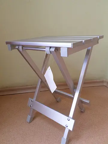 Folding stool