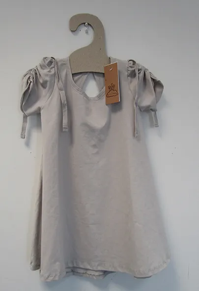 Children' dress