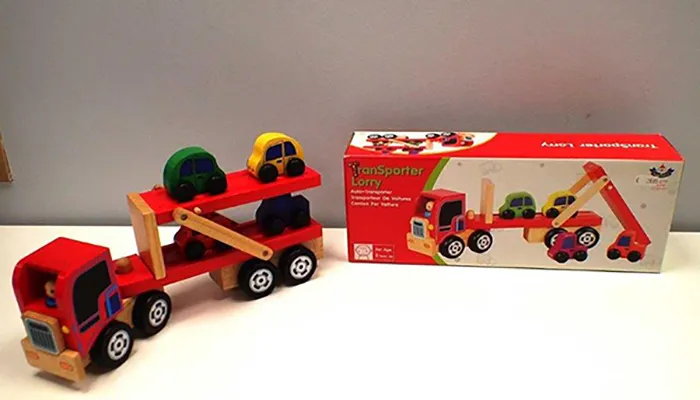 Toy car