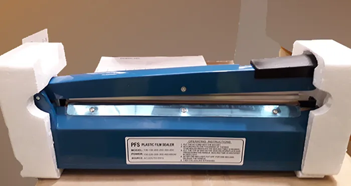 Manual plastic sealing machine