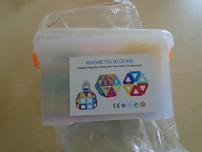 Magnets set