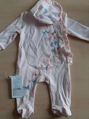 Baby's bodysuit
