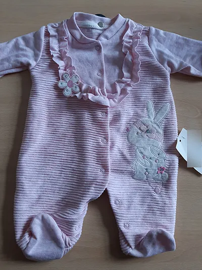Baby's bodysuit