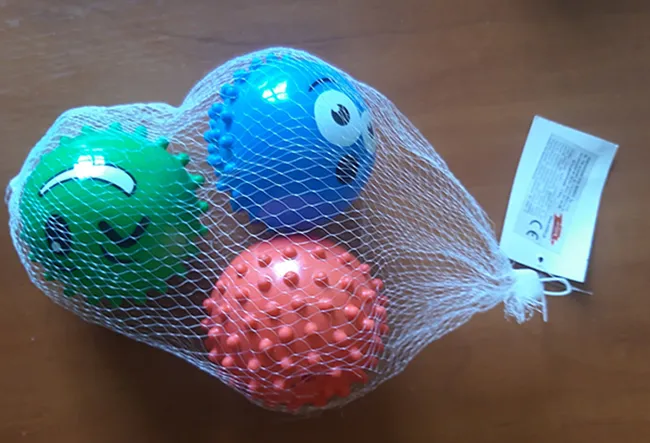 Plastic balls
