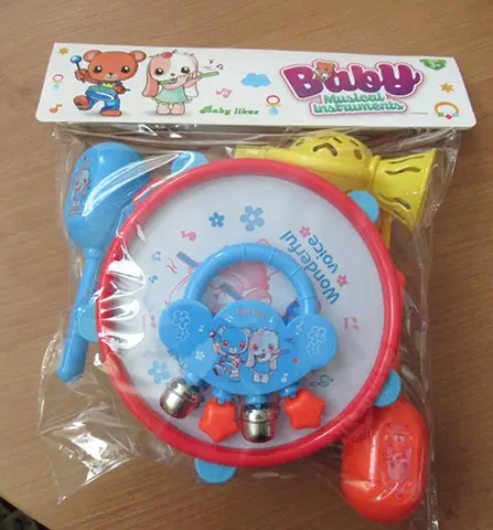 Toy musical instrument set