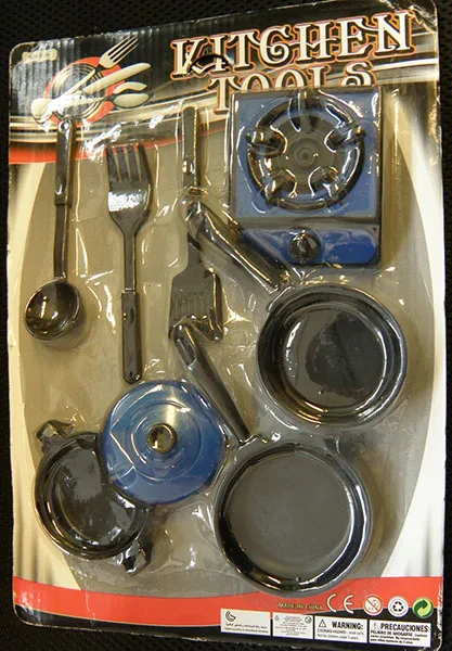 Toy kitchen set