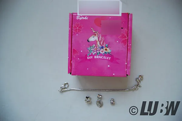 Bracelet with pendants