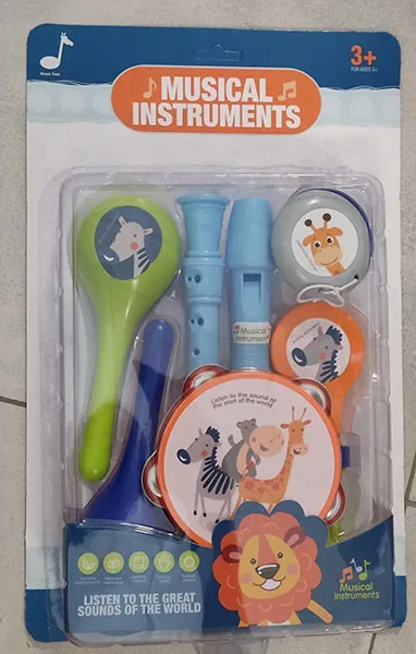 Toy musical instrument set