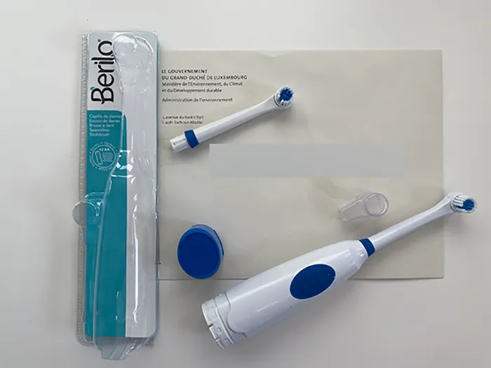 Electric toothbrush