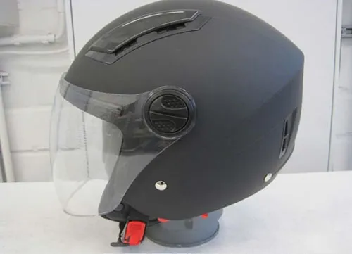 Motorcycle helmet