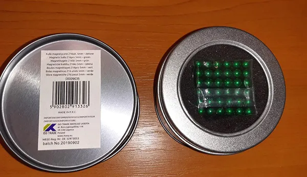 Magnetic balls