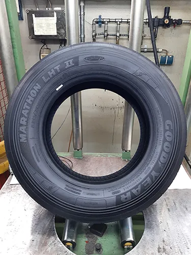 Truck trailer tyre