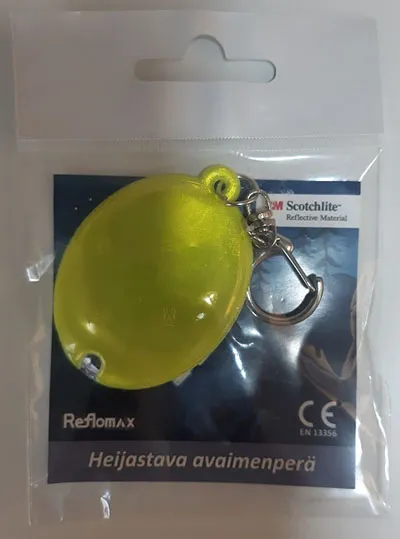 Reflective pendant with LED-light