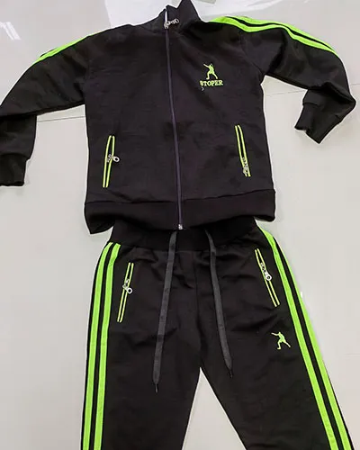Детский спортивный костюм
