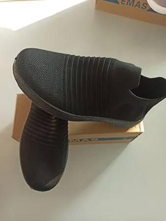 Women’s flat shoes
