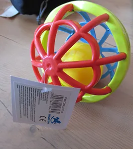 Rattle toy