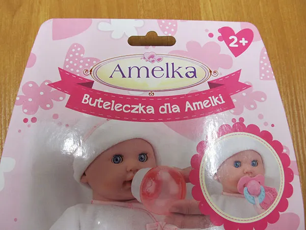 Пластиковая игрушка