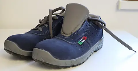 Safety footwear