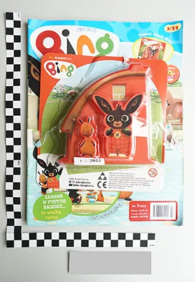 Пластиковая игрушка