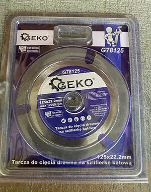 Saw blade for angle grinders