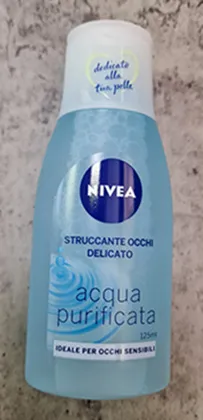 Eye make-up remover