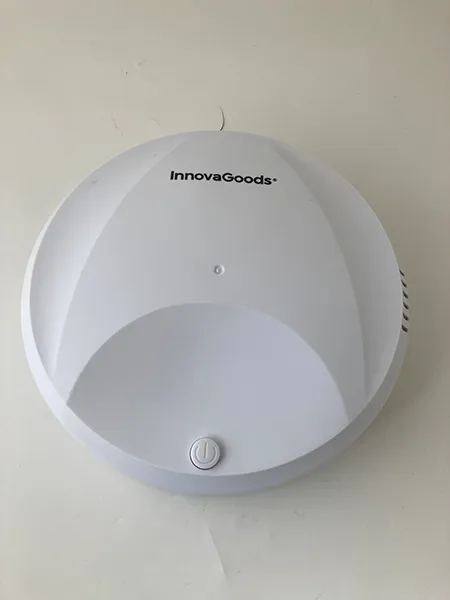Robot vacuum cleaner