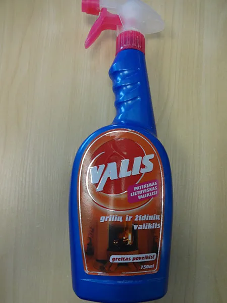 Grill and fireplace cleaner