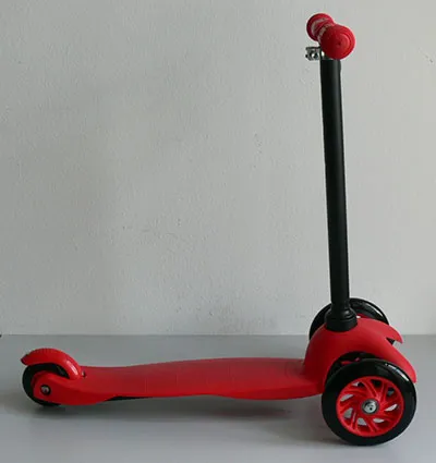 Toy scooter