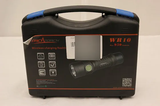 Rechargeable flashlight