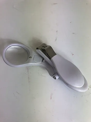 Nail scissors