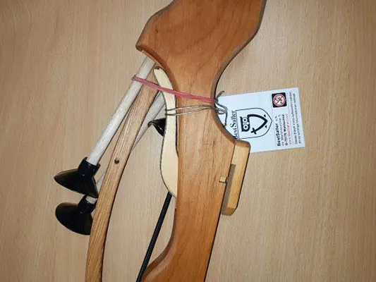 Toy crossbow