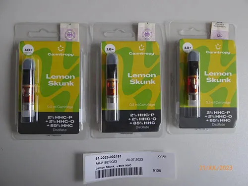 Electronic cigarette cartridge