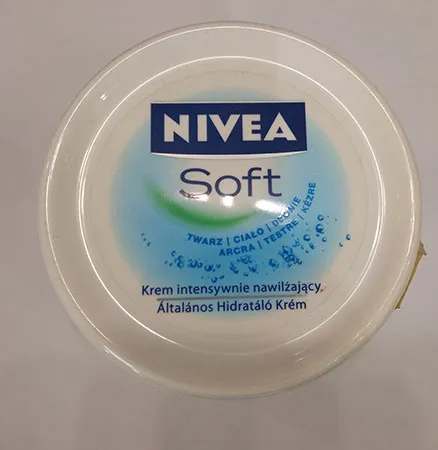 Moisturising cream