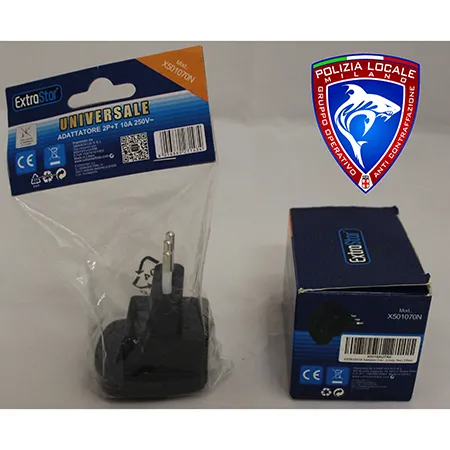Travel adaptor
