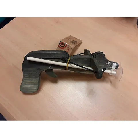 Toy crossbow