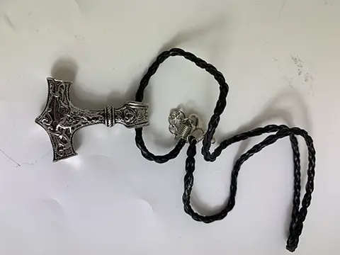 Ожерелье