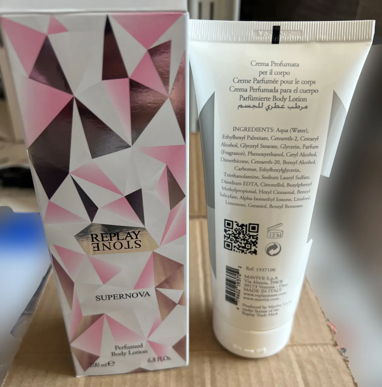 Perfumed body cream