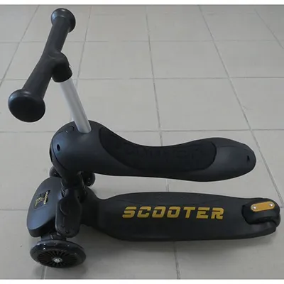Toy scooter