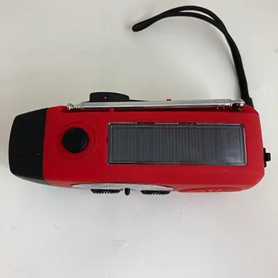 Emergency crank radio