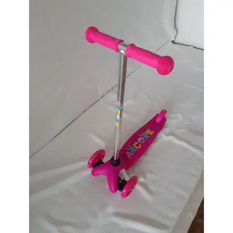 Children's scooter