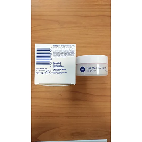 Moisturising cream