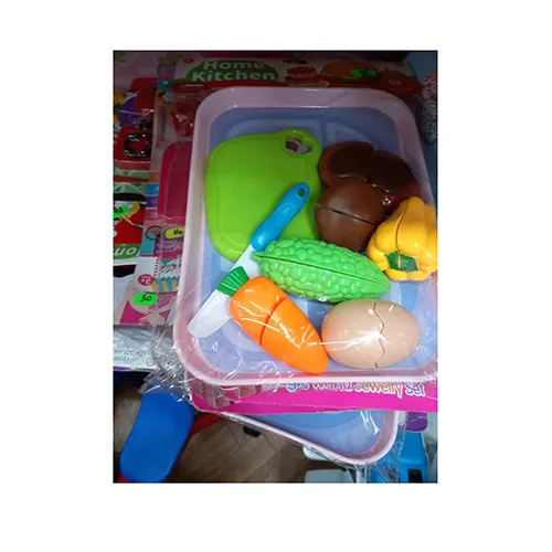 Plastic toy set