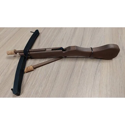 Игрушечный арбалет