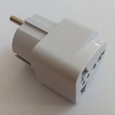 Travel adaptor
