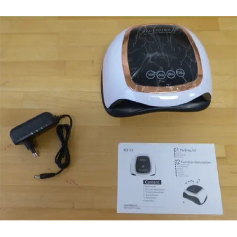 LED/UV nail lamp