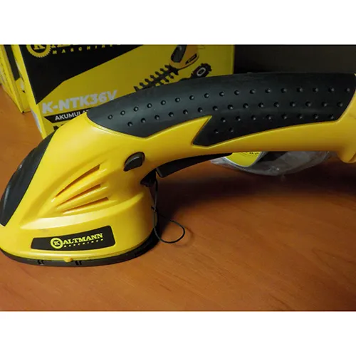 Cordless pruning shears set