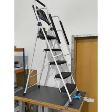 Step ladder