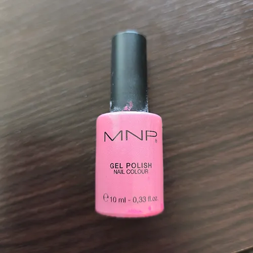 Gel nail polish