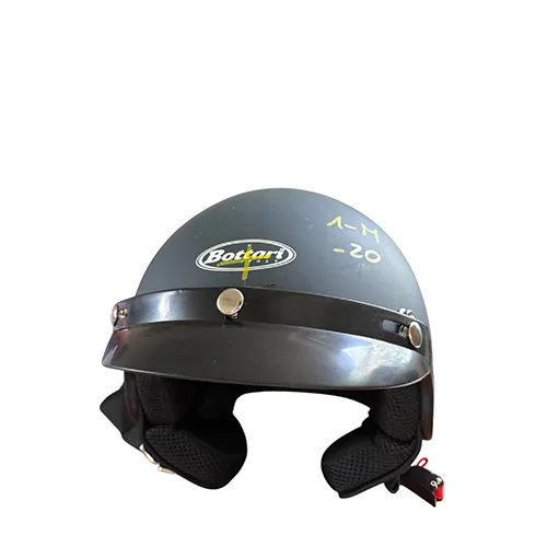 Motorcycle helmet