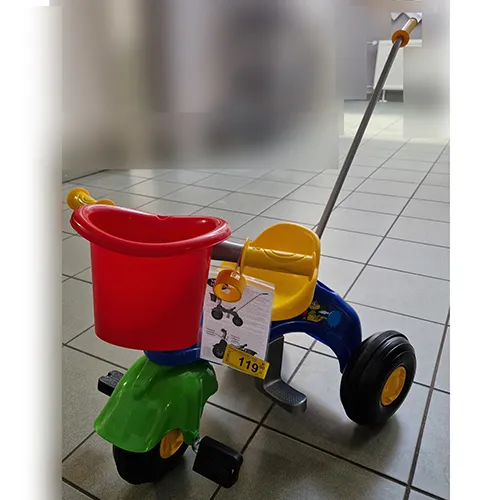 Toy tricycle
